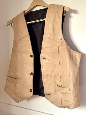 VINTAGE GENUINE LEATHER WESTERN VEST SIZE 46